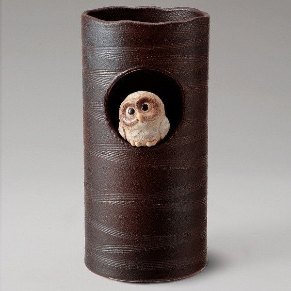 【送料無料（離島を除く）】信楽焼　528-03　窓ふくろう傘立【メーカー直送品】【同梱/代引不可】【信楽焼　傘たて】