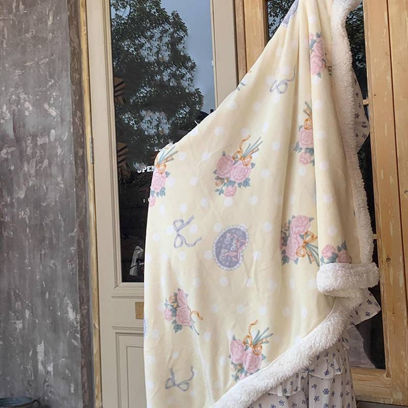 夏用 軽量 ブランケット ひざ掛け 冷房対策 洗える 柔らかく肌触り 寝具 丸洗いOK 軽い 150x200cm 洗濯..