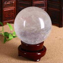 水晶ボール 白水晶玉 風水 置物 丸玉 開運グッズ 縁起物 丸玉 木製台座付属 天然水晶 ホワイト お守り ラッキー 装飾品 置く物 プレゼント クリスマス 新...
