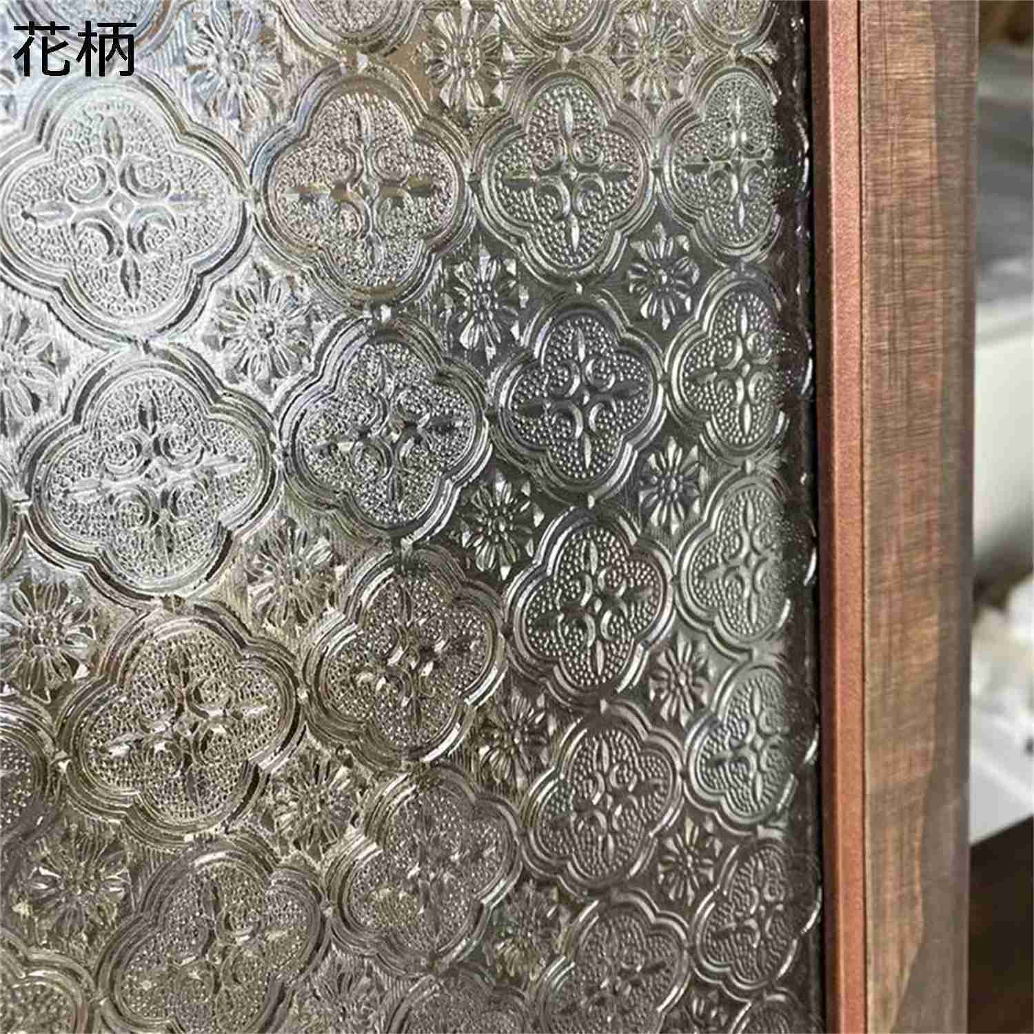 窓用 フィルム ガラスシート 3D花柄 インテリアシール おしゃれ すりガラス風 静電吸着 はがせる 水で..