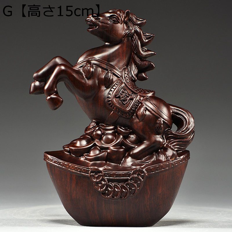 　　　 ◆◇◆人気の秘密◆◇◆ 厄除けのお守りとして、また趣きあるインテリアとして、お友達やご家族への素敵なプレゼントです。 馬は福を招く縁起物とされており、新築祝いや開店祝いなどで贈られます。家・オフィス・喫茶店・レストラン・ワードローブ...