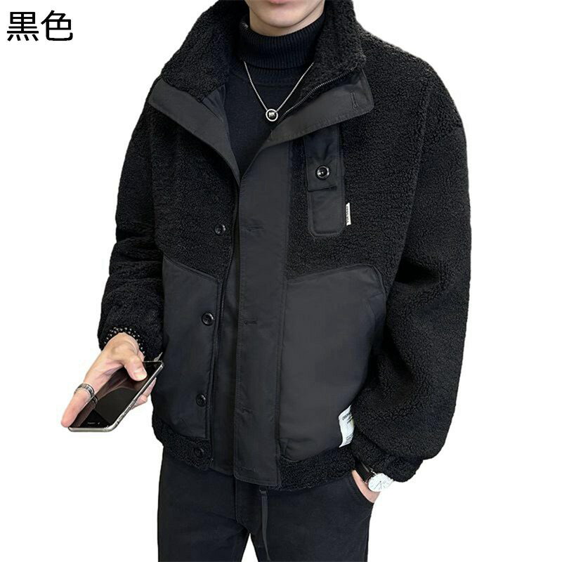 　　　 ◆◇◆人気の秘密◆◇◆ サイズ：詳しいサイズは左画像をご覧くださいませ ゆったり：今人気のややゆったりめのシルエットなのでタイトなパンツと合わせたりアウターでもコーディネートをお楽しみください♪ ボアを表に着用すれば、トレンド感のあるストリートなスタイリングを楽しめ、またマウンテンパーカーを表にしてもらえれば、抜群の保温性を実現する安定感がある頼りがいのある一着に ファッション性もさることながら、アウトドアアイテムらしくレジャーやキャンプシーンなどでも活躍が期待できます 　　　◆◇◆注意事項◆◇◆ご覧のモニターの環境、撮影環境により実物と色味が異なって見える場合がございます。湿った状態で他のものと擦り合わせると色が移る恐れがあります。濃色品の洗濯時は、白色、淡色と分けて洗ってください。説明 「商品紹介」 ★メイン素材:通気性に優れ、柔らかい肌さわりを与えてくれる。 ゆったりした効果は普段のサイズより、一つ大きめのほうがお勧めます。サイズは平置きでの採寸につき、若干の誤差がある場合がございます。 「商品特徴」 a~柔らかくてゆったりとした素材を使い、さらっとした着心地に仕上げ、耐久性と防寒性に優れたジャケットが登場です。 a~もこもこな素材感がほどよい甘さをだしていて、とっても可愛いボアブルゾンです！ a~高品質な生地は柔らかな肌触りがあります、快適性が大幅に向上しました、保温性に優れ、秋冬に着回しアイテムとして1枚は持っておきたい人気パーカー。 a~シンプルなデザインで魅力をよく見せてくれます。ランニングやウオーキングなどのアウトドアはもちろん、通勤、通学、旅行にも重宝します。 ☆★☆「ご注意」☆★☆ a実際の製品の色は、色収差や撮影光の状態をモニターするためにここに表示されている画像とは多少異なる場合があります。 a輸送中に完全に密閉されているために、少数の商品は匂いがするかもしれません。数日間は換気の良い場所に置いて、臭いは消えます。 「検索キーワード」 コート メンズボアコート ボアジャケット ボアブルゾン ゆったり 切り替え アウター もこもこ フリース ドロップショルダー 防寒 パーカー 秋 冬 着やせ 無地 通学 通勤 M~2XL フリースジャケット ボアジャケットメンズ モッズコート アウター 裏起毛 モコモコ 厚手 スプライス フード付き 暖かい 冬 ゆったり 柔らかい ファッション カジュアル ボアブルゾン リバーシブル ボアジャケット ボアコート 2way ボア ブルゾン ジャケット コート アウター マウンテンパーカー フリースジャケット スタンドブルゾン もこもこ