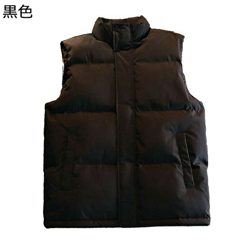 　　　 ◆◇◆人気の秘密◆◇◆ サイズ：詳しいサイズは左画像をご覧くださいませ 中綿コットンは合成化学繊維の一種類です。軽薄で、手触りが細かくて、柔らかくて、保温が良くて、変形しにくいなどの優良な性質を持っています。保温性能は同等の重量の羽毛を上回っています。 保温性：何かと使い勝手が良いのがベスト！ サラッと羽織るだけでカッコ良い重ね着スタイルを簡単に作り出す事が出来るんです。中綿入りなので保温性もあり暖かいところも嬉しいポイント！ スタンドカラー：軽やかな着心地と暖かさを両立し、汎用性に優れたメンズベストです。スタンドカラーのネックラインのデザインは、大人っぽいかっこよくておしゃれを楽しめられます。それに軽い着用感も実現してくれて、嬉しいポイントです。 中綿ベスト：柔らかくて動きやすい中綿ベストです。特選の厚手生地を採用し、保温性や防風性にも優れています。軽量で折りたたみやすいので、登山やお出かけなどのお供に、持ち運びにも便利です。 　　　◆◇◆注意事項◆◇◆ご覧のモニターの環境、撮影環境により実物と色味が異なって見える場合がございます。湿った状態で他のものと擦り合わせると色が移る恐れがあります。濃色品の洗濯時は、白色、淡色と分けて洗ってください。説明 ●　耐摩耗性に優れて破れにくいです。肌触りが良くて洗い易くて、快適な着心地を楽しむことができます。 ● ファッション性、防寒性を兼ね備えた中綿入りベスト。たっぷりの中綿なので高い保温力を発揮してくれます。保温性能は同等の重量の羽毛を上回っています。 ● カジュアル感抜群の防寒ベストが登場！カジュアルな中に、上品さを感じるオシャレコーデです、とても軽いので動き安い。 ● コーデの幅が広いので、通勤や通学、職場や学校、作業や運動、散歩やドライブ、サイクリングやツーリング、釣りやフィッシング、登山やハイキング、旅行や合宿、 部屋着やパジャマ、ルームウェアなど、多様なシーンにお使いいただけます。
