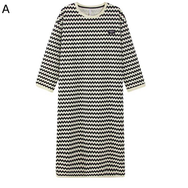 　　　 ◆◇◆人気の秘密◆◇◆ 【綿100％素材】肌触り柔らかく、気持ちの良い綿100％を厳選し、肌が敏感な人にもリラックス睡眠タイムに最適です。締め付けず快適な穿き心地、部屋着としても最高です。 【敏感肌の方にも安心できるパジャマ】肌に直接触れるものだから、安全で柔らかい綿素材を採用したので、吸水性や通気性に優れていて、静電気も起きにくて、皮膚過敏や痒いなどが起こないから、睡眠に役立つ、肌が敏感な人にもおすすめです。 【部屋で過ごすための服】リラックス感で柔らかい生地、肌に締まりがない。退勤後で、快適なパジャマに着替え、満足が高いです。 【春秋冬暖かく過ごせる】春夏秋に大活躍で、また肌寒い冬にも快適に使えるロングシーズンルームウェアセットアップ♪ご家族やお友達へのプレゼントとしてもオススメ♪ サイズ：身長推薦・体型推薦。M：155-160cm・45-58kg L：158-165cm・57-63kg XL：163-170cm・62-73kg 　　　◆◇◆注意事項◆◇◆ご覧のモニターの環境、撮影環境により実物と色味が異なって見える場合がございます。湿った状態で他のものと擦り合わせると色が移る恐れがあります。濃色品の洗濯時は、白色、淡色と分けて洗ってください。説明 「商品特徴」 柔らかくてゆったりとした素材を使い、さらっとした着心地に仕上げ、耐久性と防寒性に優れたパジャマが登場です。 ふんわり柔らかで肌への負担も少なく、乾燥肌など、肌が敏感な人にオススメ。洗うたびに柔らかさは増し、長く着るほど素材の良さがアップします。 吸水・通気性に優れており、汗をかいてもサラッとしています。保温性も高く、寝るときの体温をしっかりと保ちます。春、秋、冬に応対できます！ ルームウェアとしてはもちろん、普段着感覚のシンプルなデザインですから、ちょっとご近所へというときにも役立ちます。とても便利な部屋着です。 ☆★☆「ご注意」☆★☆ ?実際の製品の色は、色収差や撮影光の状態をモニターするためにここに表示されている画像とは多少異なる場合があります。 ?輸送中に完全に密閉されているために、少数の商品は匂いがするかもしれません。数日間は換気の良い場所に置いて、臭いは消えます。