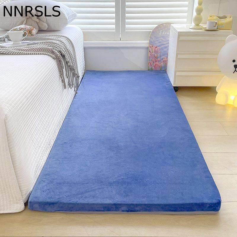 カーペット ベッドサイドマット 赤ちゃん プレイマット 5cm 厚手 カバー取り外し加工 清潔便利 滑り止め加工 ベビークッションマット お昼寝 防音 衝撃緩和 お昼寝 自宅 外遊び 出産祝い の商品画像