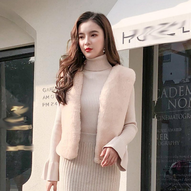 レディース フェイクファーベスト ボアベスト ショート無地 ふわふわ 袖無しジャケット 無袖コート 毛皮 チョッキ もふもふ モコモコ アウター あったか 防寒ウェア 着やせ オシャレ 流行