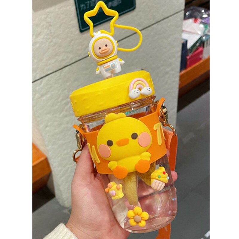 ウォーターボトル 熊 ウサギ 水筒 ストロー ボトル肩掛けベルト付き 500ml かわいい プラスチック製 透明カップ 高い密封性 便利な 軽量 保温 こども 女性用 萌え萌え 保育園 入園入学 ジョ