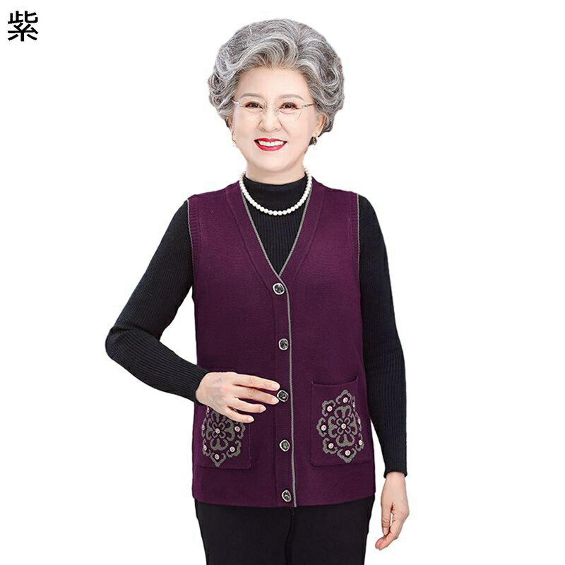 　　　 ◆◇◆人気の秘密◆◇◆ 柔らかいニット素材：ふわふわ肌触りと凸凹なリブで程よくフィットして全体をスッキリに見せてくれるベスト。首元を美しくにしたネックで、鎖骨が少し現れてセクシーな印象になり、無地なデザインでエレガントなムードが漂う。 前開きで気軽に着られる：前開きデザインのレディース高齢者用チョッキは、気軽に着られる点が魅力です。高齢の女性でも一人でスムーズに着用できます。保温性も高く、冷たい季節に体を温かく保ってくれる上に、着心地も良いので、日常的に愛用しやすいアイテムです。 伝統的な花柄：伝統的なデザインの花柄が特徴のレディースシニア用チョッキです。高齢の女性の品位と教養を感じさせる、格調高い雰囲気を醸し出します。シンプルなシルエットにこの花柄が組み合わさることで、古典的でありながらも時代を経ても色褪せない美しさを保ち、幅広く愛用されています。 コーディネートのおすすめ：春から秋にかけて大活躍するレディースベスト。レイヤードコーデとしてロングシーズンご着用いただけます。いつものトップスにさっと羽織るだけでコーデが完成。 衣類のお手入れ：ランドリーバッグと一緒に洗濯機洗いをお勧めします。同系色のものと一緒に洗濯機で洗えます。漂白剤を使用しないでください;吊るして乾かします。 　　　◆◇◆注意事項◆◇◆ご覧のモニターの環境、撮影環境により実物と色味が異なって見える場合がございます。湿った状態で他のものと擦り合わせると色が移る恐れがあります。濃色品の洗濯時は、白色、淡色と分けて洗ってください。説明 ミ☆〜ご来店ありがとうございます〜☆彡 ★素材：ポリエステル ★サイズ： 目安なサイズは画像までご参考ください。 サイズは商品を平置きした状態で測定した長さです。製品によって若干の誤差がある場合がございます。予めご了承ください。 ★商品について： 商品写真はできる限り実物の色やサイズに近づけるよう加工しておりますが、サイズの測定やPCモニターの画質や光線環境につきましては多少異なる場合がございますので予めご了承ください。 機械による生産のため、生地の継ぎ目の若干のズレや多少のほつれなど、形やサイズに多少の誤差が生じる場合や他繊維が混紡している場合もございますが、品質上の問題はございませんので、予めご理解下さいますようお願い致します。 商品によって素材の性質上、製造過程において染料などの特有の匂いが多少強く感じられるものもございますが、数日のご使用や陰干しなどで、ほとんど匂いは感じられなくなりますので、ご安心ください。 発送上の状態によって商品がシワになる場合がございます。予めご了承くださいませ。