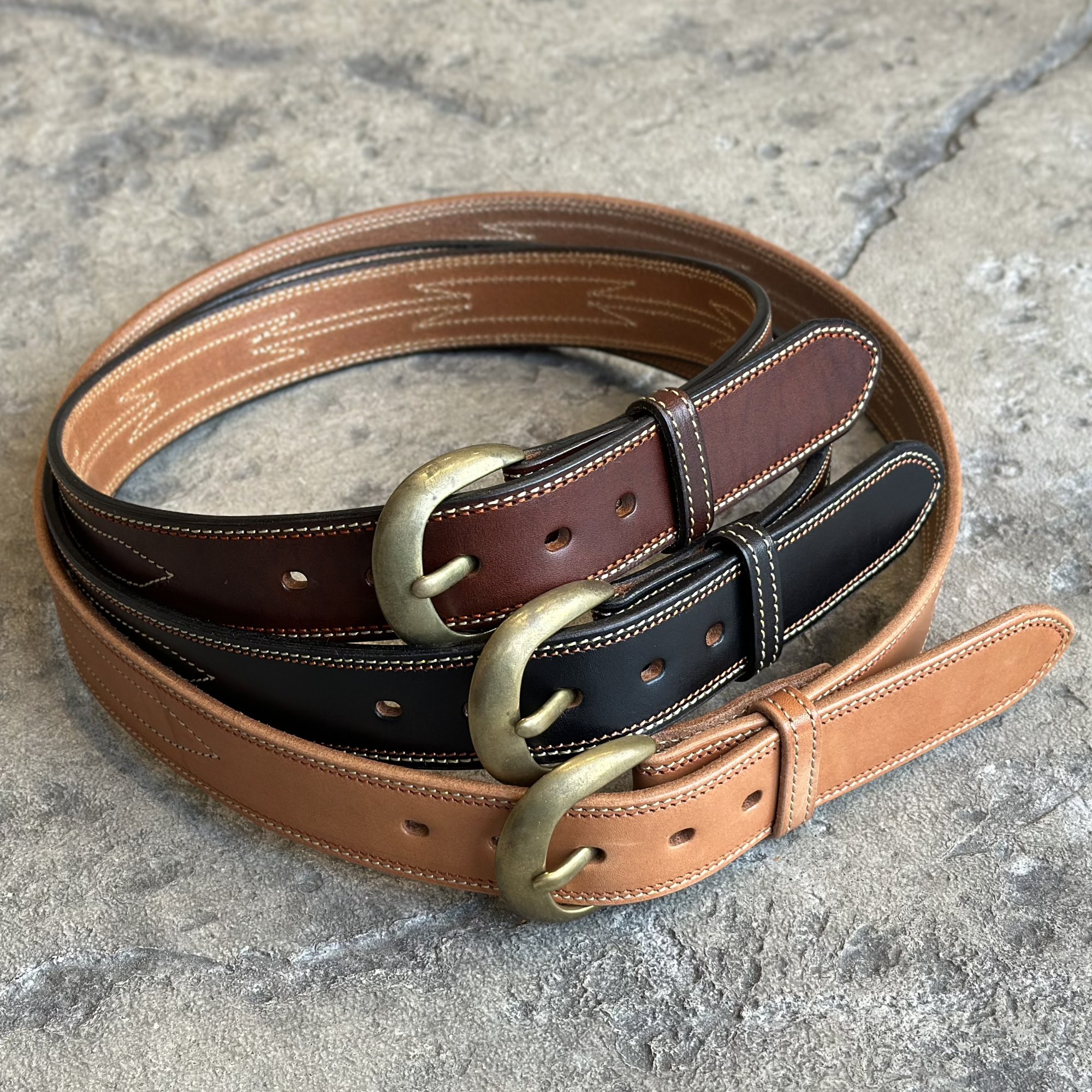【KC,s】ケーシーズ ベルト 1 1/2"インチ インディアンラグステッチ KMD004 レザーベルト 本革 牛革 メンズ 男性 サドルレザー 4.8mm厚 ステッチデザイン 28インチ 30インチ 32インチ 34インチ 36インチ 38インチ タン ブラウン ブラック 日本製 おしゃれ ブランド アメカジ