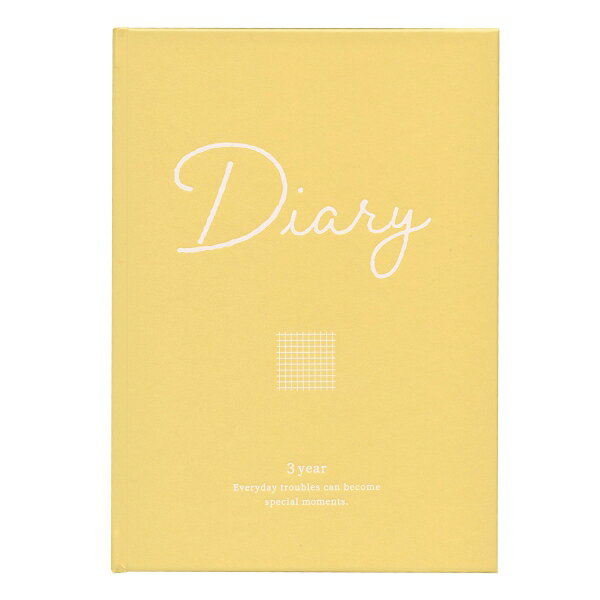 日付フリータイプで年中いつからでも始められる3年連用日記です。1ページで3年間の日記を書くことができ、昨年の同じ日に何をしていたか思い出す事ができます。ページは文字もイラストどちらも書き込みやすい2mm方眼を採用。3マスごとに濃い線があるので罫線派にもおすすめです。毎日感じた事や、その時の想い、出来事を綴って日々記録していくことで3年後には、あなたの日々の変化や流れ、過ごした時間の大切さがしっかりと詰まった日記が出来上がります。・日記ページ(366日分)・目標・計画・やりたいこと・行きたい場所・1年の振り返り・ノートページ・パーソナルデータ・パスワード・しおりリボン2本・ロゴ部分黒箔加工・本文書籍紙使用サイズ：縦=184mm　横=132mm　厚さ=22mm規格サイズ：B6(182×128)表紙仕様：左開き、ハードカバー、紙製商品色傾向：黄色 用紙色：クリーム色表紙パターン：タイポグラフィー商品番号164358商品名3年連用日記 B6サイズ 日付フリー 2mm方眼【バターイエロー】JAN4510180961160メーカーリュリュメーカー品番JN-11色違い・柄違いの商品⇒ 色違い・柄違いの商品をすべて確認する【リュリュ】3年連用日記 B6サイズ 日付フリー 2mm方眼を確認する600000024583: 200000004677: