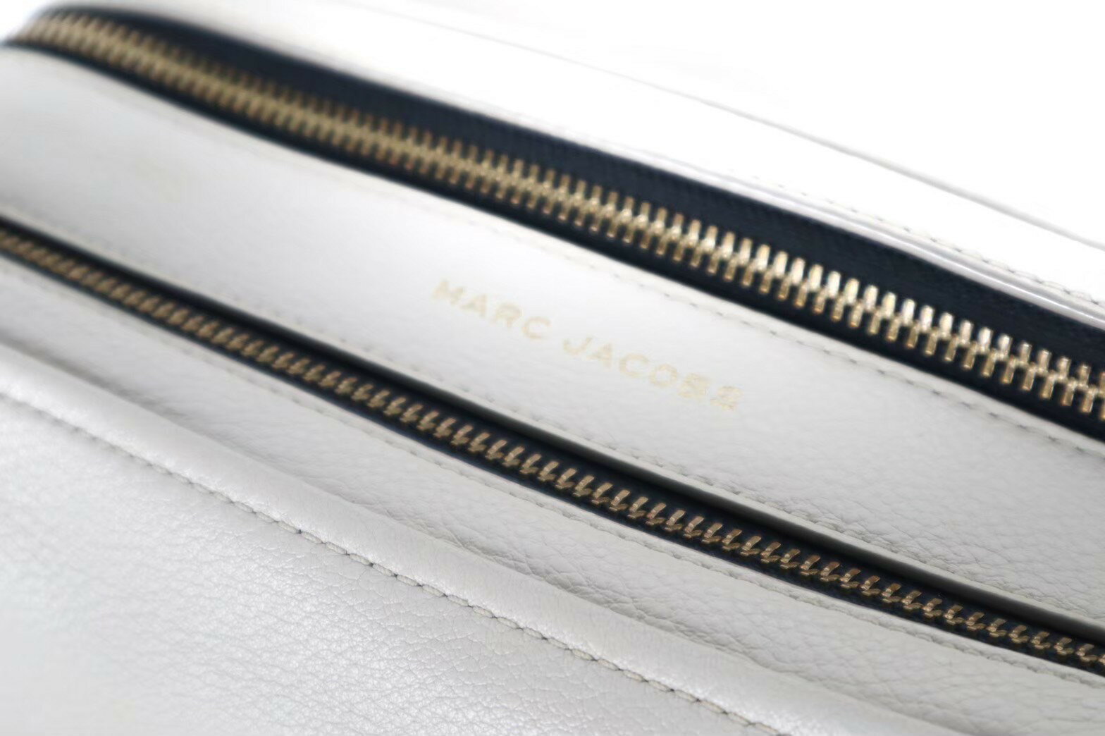 「中古」MARC JACOBS マークジェイコブス スナップショット ラージ ショルダー レディース