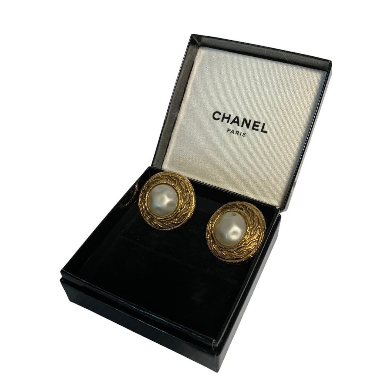 「中古」CHANEL シャネル イヤリング アクセサリー ジュエリー ハイブランド ゴールド パール ビンテージ ゴージャス 箱付き レディース