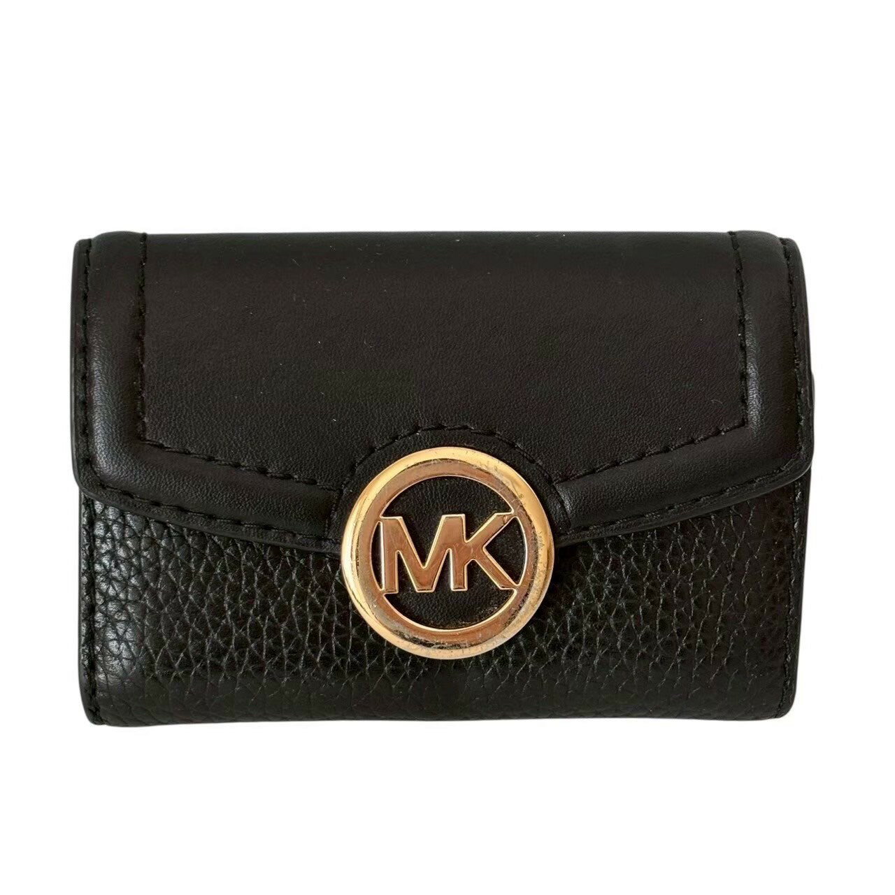 総合ブランドリユースClimbの「中古」MICHAEL KORS マイケルコース キーケース 黒 ブラック MK ロゴ ゴールド金具 6連 ボタン ブランド小物 小物 レディース｜アングル2