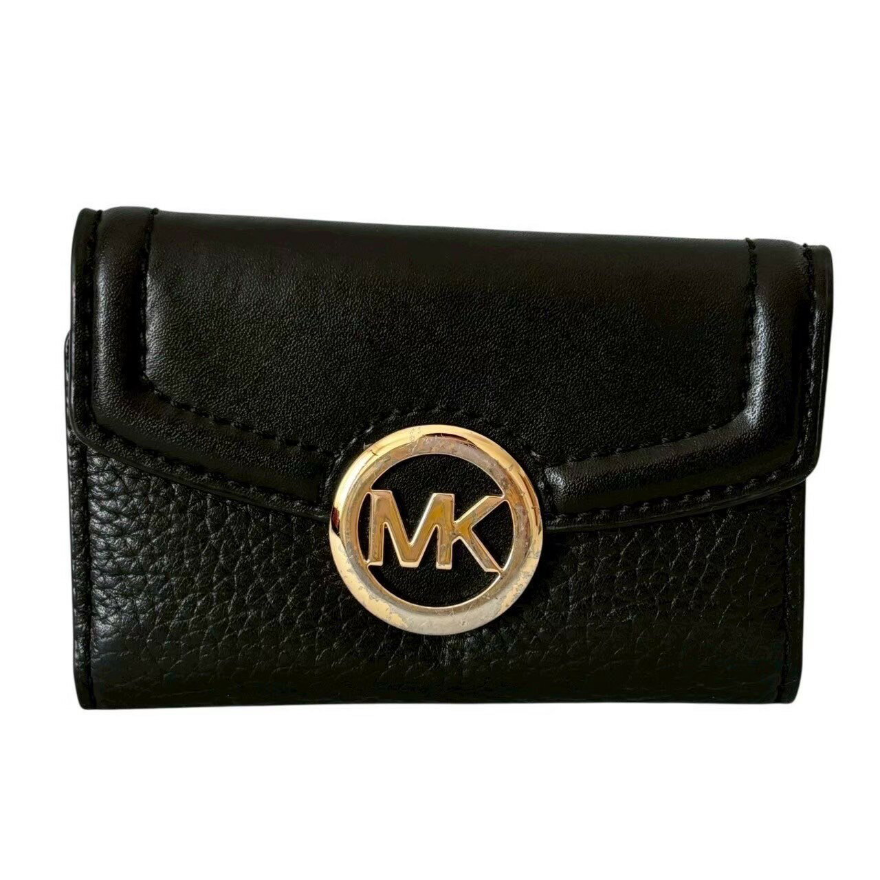 総合ブランドリユースClimbの「中古」MICHAEL KORS マイケルコース キーケース 黒 ブラック ゴールド MKロゴ ゴールド金具 6連 ボタン ブランド 小物 レディース｜アングル2