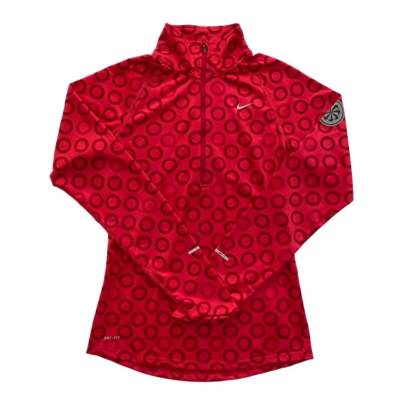 NIKE - NIKE ナイキ 長袖ランニングシャツ 赤 レッド 長袖 ランニングシャツ シャツ ランニング スポーツ レディース Mサイズ