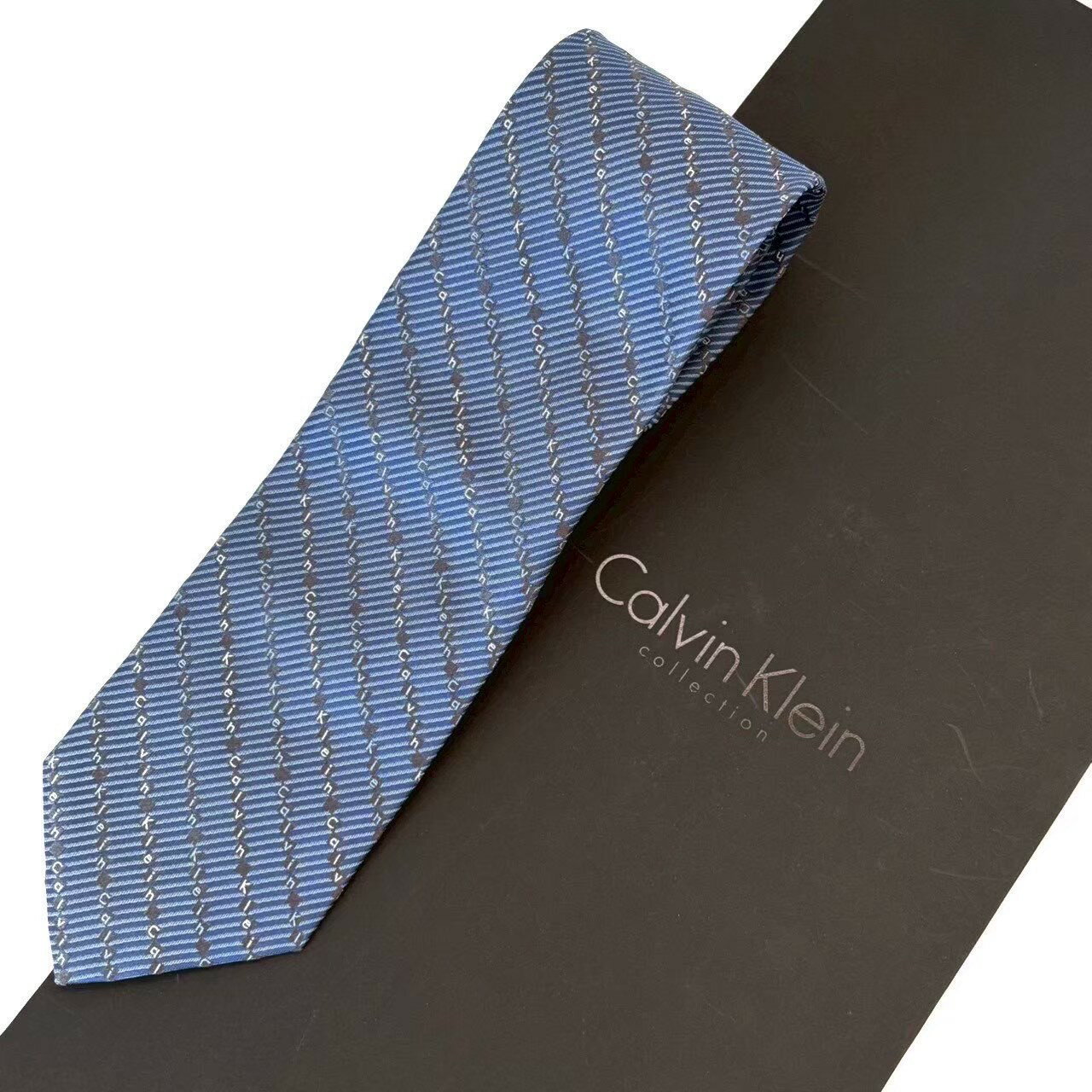CALVIN KLEIN - ［中古未使用］Calvin Klein カルバンクライン ネクタイ 青 ブルー ストライプ ロゴ入り ビジネス スーツ 仕事 小物 メンズ ファッション メンズファッション ネクタイ