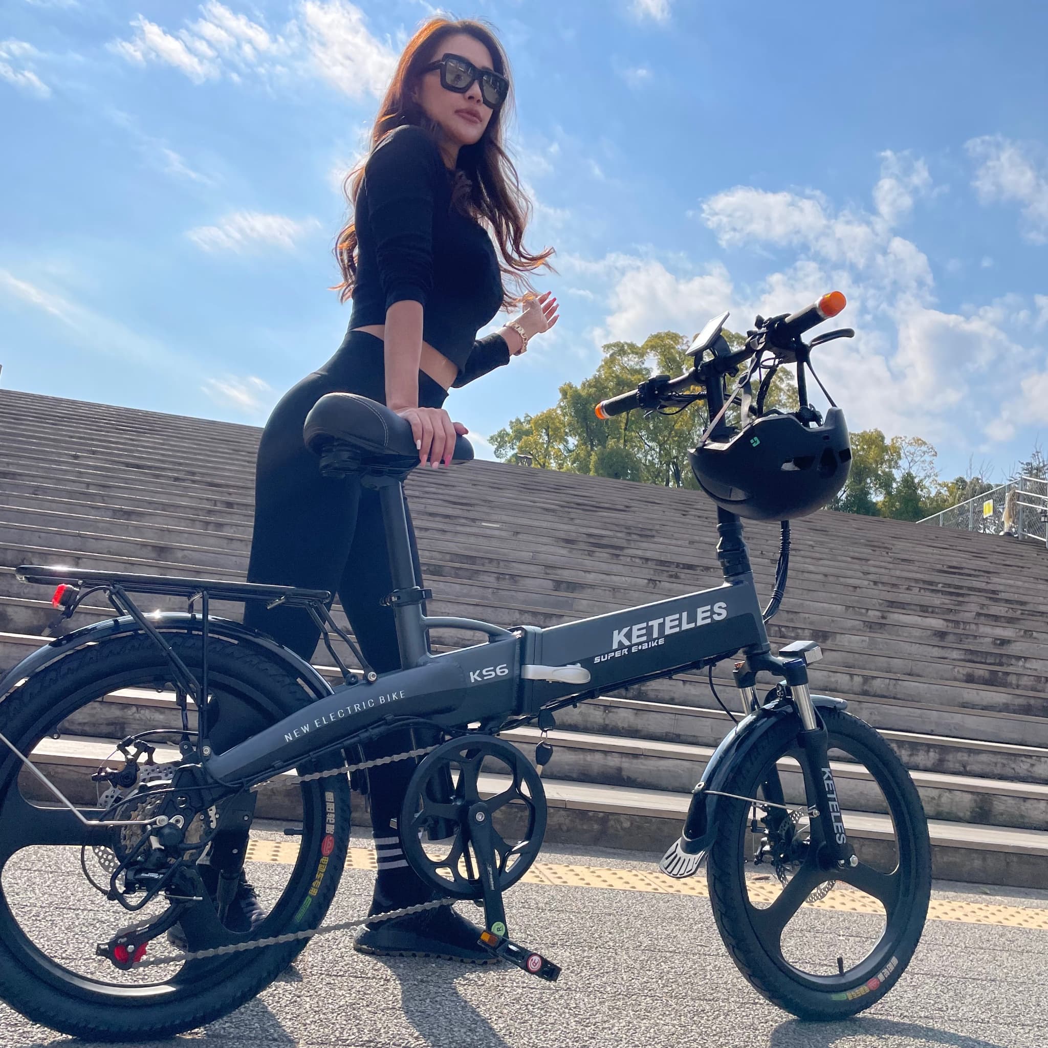 ks6 ebike 350w 48v 10.5AH大容量バッテリー アルミフレーム スクーター 折りたたみ 軽量 折り畳み サイクリング 電動自転車のサムネイル