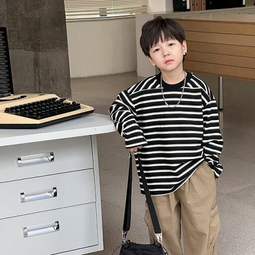 可愛い 子供服 長袖 Tシャツ ロングスリーブ キッズ ジュニア 男の子 Tシャツ ボーダー柄 トレーナー ボーイズ ティーシャツ 綿100% 学生 tシャツ 春 秋 冬 コットンtシャツ 送料無料 かっこいい 毛玉起きにくい 90 100 110 120 130 140 150 160 cm 可愛い 子供服 長袖 Tシャツ ロングスリーブ キッズ ジュニア 男の子 Tシャツ ボーダー柄 トレーナー ボーイズ ティーシャツ 綿100% 学生 tシャツ 春 秋 冬 コットンtシャツ 送料無料 かっこいい 毛玉起きにくい 90 100 110 120 130 140 150 160 cm