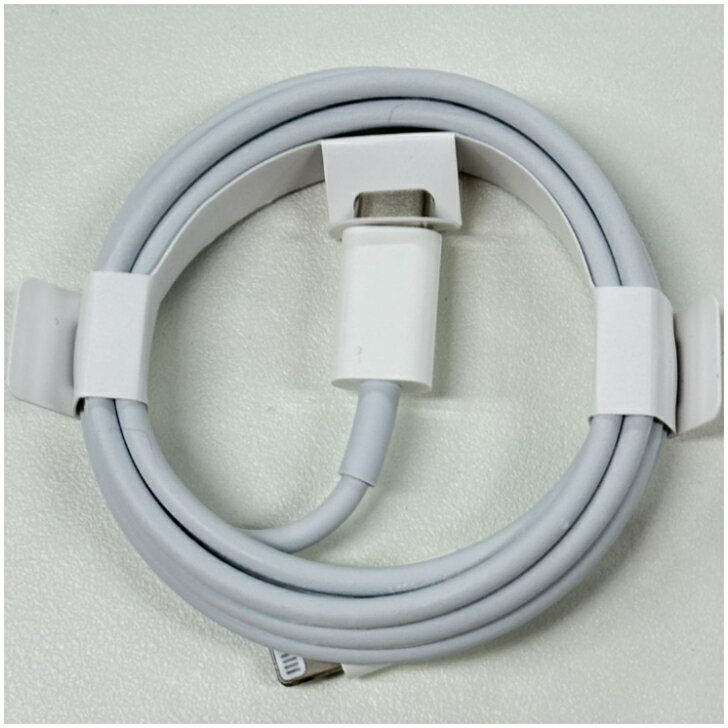 【新品未使用】APPLE Lightning -USB-Cケーブル 1m MM0A3FE/A※レターパック全国送料無料 　【即日発送、土、祝日発送】