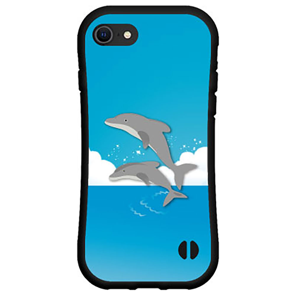 対応キャリア 対応機種 docomo(ドコモ)・au(エーユー)・SoftBank(ソフトバンク)・楽天モバイル(ラクテンモバイル) iPhone SE (第3世代)(アイフォン エスイー) ケースの素材 背面は軽くて丈夫なポリカーボネイト製に側面は弾力性と柔軟性あるTPU製の二重構造により衝撃を吸収し大切なスマートフォンをしっかり守ります。 ケースの特徴 ［衝撃吸収力］ケース内面は衝撃吸収性のあるハニカム構造によりスマートフォンを保護してくれるので安心。 ［持ちやすい］グリップ力のある側面にくびれのあるデザインで握りやすく持ちやすい。 ［ワイヤレス充電(qi)対応］ケース装着の状態でワイヤレス充電も使用可能なので便利にご使用いただけます。 ［安心の機能性］ケース装着のままカメラの使用、充電ケーブルの使用、側面のボタン操作が可能。背面にストラップホール付。 ご注文前にご確認ください。 ディスプレイと実際の商品の色味が多少異なる場合がございます。 ケース側面にはプリントされません。 画像は本体装着時のイメージです。印刷位置・形状などが異なる場合がございます。 カバー(ケース)装着のままでは卓上ホルダーは使用出来ない場合がございます。コネクタ接続の場合はカバー(ケース)をはずさず使用できます。 携帯電話(スマートフォン)本体は付属しません。 液晶保護ガラスフィルム等、フィルムの形状により、干渉する場合がございます。 ケース背面への粘着ゲル、粘着シートによるスマホリング等の取り付けができない場合がございます。 配送方法について 【定形・定形外郵便について】 こちらの商品は、定形・定形外郵便(代引き・追跡不可)送料無料でお届け出来ます。 ※代引きをご選択の方は、定形・定形外郵便での発送はできません。 ※定形・定形外郵便は、お客様の郵便受け(新聞受け・荷物受け)等に投函されます。通常の宅配便よりプラス1日〜2日ほど日数がかかります。配送日時指定及び代引きがご利用できません。 【宅配便について】 別途所定の送料がかかります。 沖縄県を除く全国一律500円(※沖縄県1,100円) ※配送方法で宅配便を選択されても、ご注文画面および楽天からの自動送信メールでは送料が0円と表示されます。当店から、あらためて宅配便送料を含んだメールをお送りいたします。 納期について 商品の発送はご注文(ご入金)確認後、1〜2営業日です。 ※金(15:00以降)・土・日曜日にご注文頂いた場合は、翌営業日以降のご注文確認となる場合がございます。予めご了承ください。 高機能・抗菌ブルーライトカットフィルムをご購入のお客様へ 【高機能・抗菌ブルーライトカットフィルムの特徴】 ［液晶保護］傷が入りにくく、液晶を保護します。 ［気泡軽減機能付き］特殊シリコン樹脂を使用しており、自然にエアが抜け液晶に気泡が入りにくい。 ［ブルーライトカット］眼精疲労や集中力低下の原因と言われるブルーライトを低減。 ［抗菌プラス］抗菌性がプラスされているのでタッチパネルに最適です。 ガラスフィルムをご購入のお客様へ 【ガラスフィルムの特徴】 ［強化ガラス］硬度9H！カッターでこすっても傷つきません。 ［すべりがいい］保護フィルムを貼っていることを感じさせないほどのなめらかな指ざわりです。 ［飛散防止加工］万が一フィルムが割れてしまっても飛散防止加工が施されているので破片が飛び散りません。 ［ラウンドエッジ加工］ガラスの縁を丸く加工することで縁にかかる衝撃を吸収しガラスが割れるリスクを軽減。 手触りもなめらかで、見た目にも美しいデザインとなっております。 ［快適操作］まるで何も貼っていないかのようなスムーズな操作で快適。 3Dガラスフィルムをご購入のお客様へ 【3Dガラスフィルムの特徴】 カラー：黒のみ。 ［3Dラウンドエッジ］曲面までカバーし、端までしっかりとフィットしてガード。液晶のほぼ全体をカバーしています。 ［ラウンドエッジ加工］ガラスの縁を丸く加工することで縁にかかる衝撃を吸収しガラスが割れるリスクを軽減。 ［すべりがいい］保護フィルムを貼っていることを感じさせないほどのなめらかな指ざわりです。 ［強化ガラス］硬度9H！カッターでこすっても傷つきません。 ［飛散防止加工］万が一フィルムが割れてしまっても飛散防止加工が施されているので破片が飛び散りません。 ［快適操作］まるで何も貼っていないかのようなスムーズな操作で快適。 ※3Dラウンドエッジ設計の為、お使いのケースによりましては、フィルムとケースが干渉し、フィルムに浮きが生じる可能性がございます。 ケースとの干渉（相性）が原因でフィルムに浮きが生じました場合の返品は、お断りさせて頂いております。 iPhone iphone iPhoneカバー iPhoneケース iphoneカバー iphoneケース アイフォンカバー アイフォンケース SE3 エスイースリー SE3カバー エスイースリーカバー SE3ケース エスイースリーケース スマホ docomo ドコモ どこも au エーユー えーゆー SoftBank ソフトバンク そふとばんく デザインケース デザインカバー スマホカバー スマートフォンカバー スマホジャケット ハードケース ハードカバー ハイブリッドケース ハイブリットケース 耐衝撃 衝撃吸収 丈夫な保護ケース ワイヤレス充電対応 qi対応 ストラップホール付 Face フェイス select セレクト