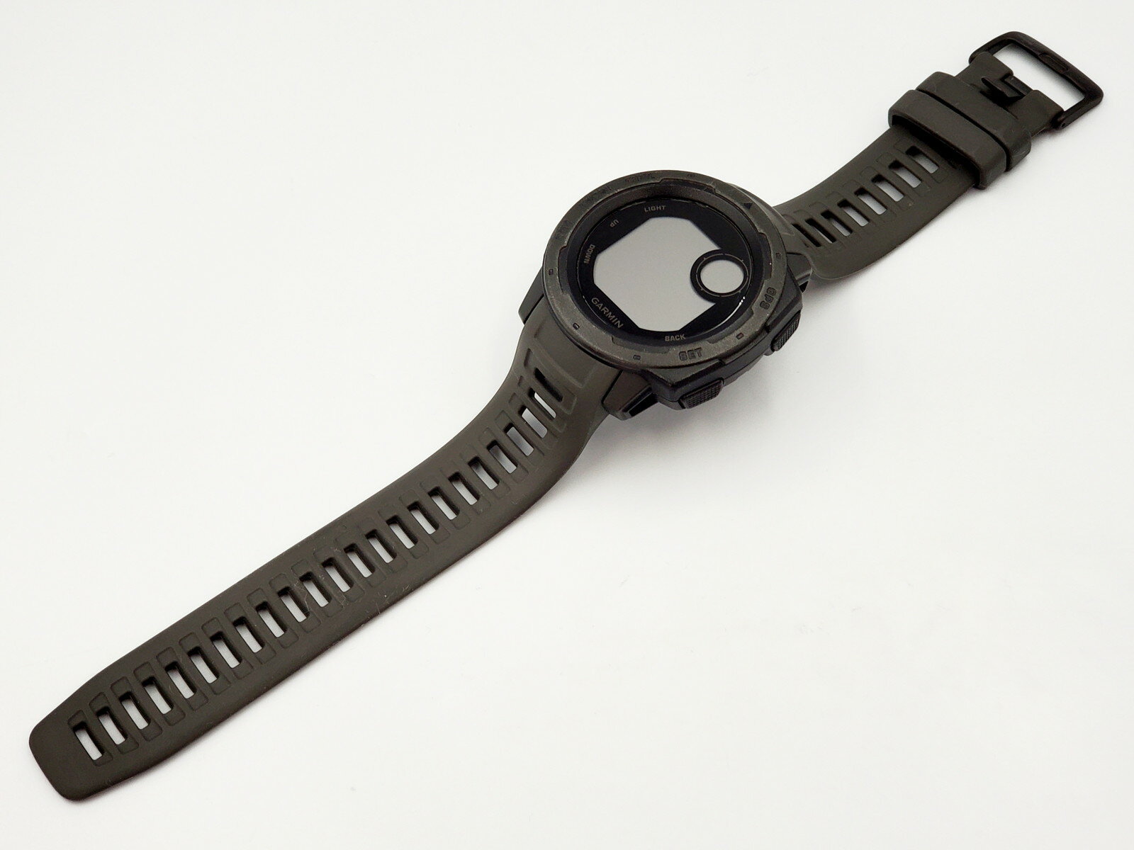 【22日20時からポイントUP! お買い物マラソン】中古品【Dランク】GARMIN Instinct 010-02064-12 Graphite 本体 送料無料 スマートウォッチ 0753759222260 #014199