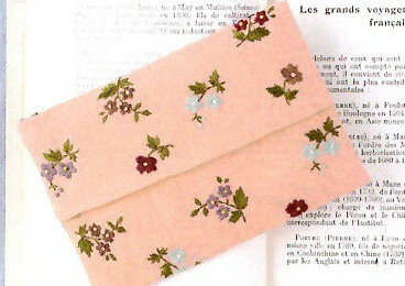ルシアン コスモ LECIEN 刺しゅうキット 小さな花のティッシュケース 844