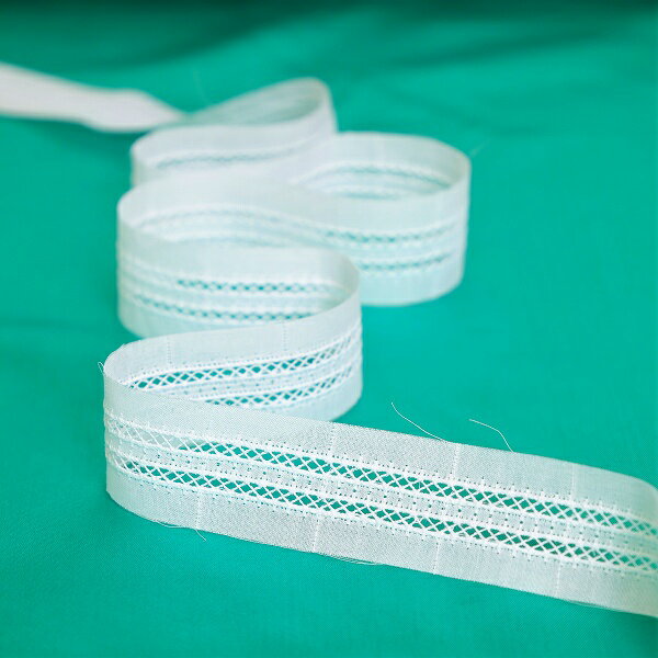 はしごレース　白　6718　コットン10