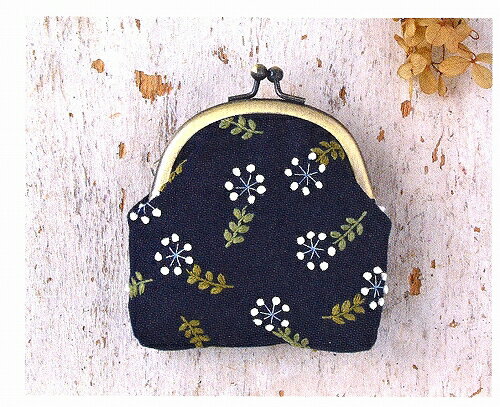 COSMO がま口刺しゅうキット【コスモ/フランス刺しゅう/キット/ルシアン/刺しゅう図案プリント済み/国..