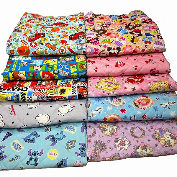 キルトディズニー2026年BTS Disneyキルト生地 入園入学シリーズ/ミッキー＆フレンズ/ミッキー/ミニー/ディズニープリンセス/アナ雪/ラップンツェル/トイストーリー/カーズ/ベイマックス/スティッチ/オックスキルト/国産生地