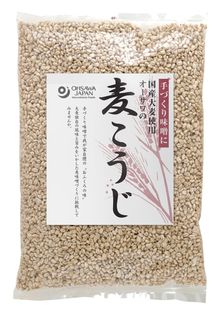 ★商品名オーサワの乾燥麦こうじ内容量500g 商品説明手づくり味噌でわが家自慢の”おふくろの味” 大麦独自の風味とうまみを生かした麦味噌づくりに挑戦してみませんか。■生こうじのような風味　■1袋で約1.5kgの麦味噌ができる 味噌麹2袋、大豆650g、塩300g、大豆の煮汁540mlで味噌を作る。約3ヶ月くらいから食べられます。 おすすめ 原材料大麦（国内産） 栄養成分100gあたりエネルギー364kcal、たんぱく質8.1g、脂質2.4g、炭水化物77.6g、食塩相当量0g 保存方法・注意事項高温多湿を避け冷暗所にて保存してください。 販売者オーサワジャパン株式会社 製造所株式会社名刀味噌本舗広告文責奈良恵友堂有限会社 連絡先：0743‐53‐1893■■□&nbsp;