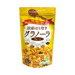 ★ 商品名 国産はとむぎグラノーラ 内容量 120g 商品説明 国内産原料100％はと麦をベースに穀物・豆をブレンド素材の自然な味わい甘味料・食塩・油脂不使用 ◆食物繊維が豊富（1食40g当たり3.8g） ◆豆乳やライスミルクなどをかけて、ヨーグルトやサラダのトッピングにも 原材料 はと麦、玄米、大豆、押麦（大麦）、黒大豆 栄養成分 40gあたり エネルギー167kcal、たんぱく質10.2g、脂質4.6g、炭水化物22.8g[糖質19.0g（糖類1.1g）、食物繊維3.8g]、食塩相当量0.02g 保存方法・注意事項 直射日光や高温多湿を避けて保存してください。開封後はチャックを閉め、湿気を避けて保存の上、なるべくお早めにお召し上がりください。万一異常を感じた場合は、ご使用をお控えください。製品の中に大豆、黒大豆の表皮の一部が入っていることがありますがそのままお召し上がりいただけます。 賞味期限 商品パッケージに記載 広告文責 奈良恵友堂有限会社連絡先：0743‐53‐1893 製造者 株式会社小川生薬 ■■