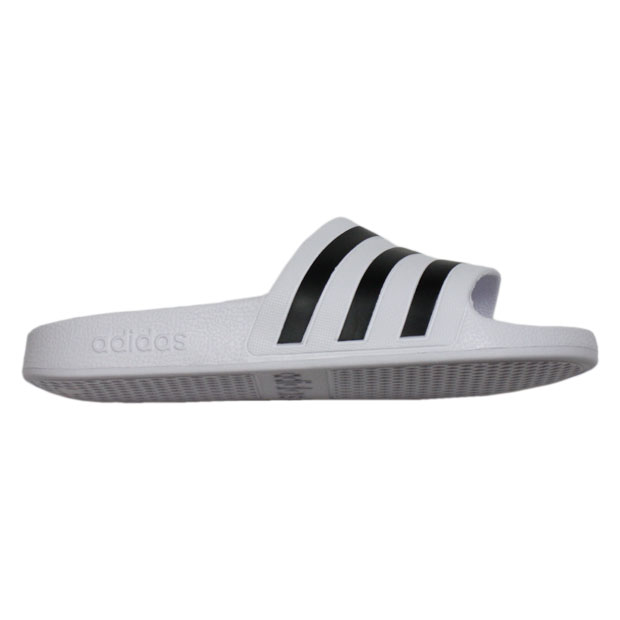 アディレッタ AQUA　ランニングホワイト×コアブラック　【adidas|アディダス】サッ...