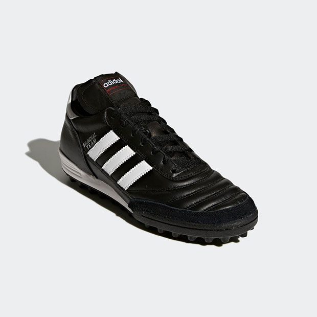 ムンディアルチーム ブラック×ランニングホワイト×レッド 【adidas|アディダス】サッカートレーニングシューズ019228通販 サッカー 用品 セール