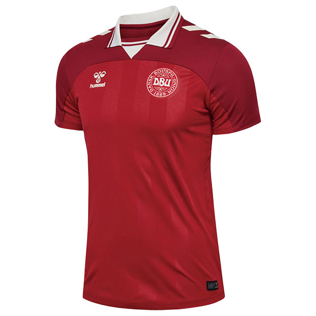 【12/4 20時よりポイント15倍】デンマーク代表 2025 ホーム 半袖レプリカユニフォーム 【hummel|ヒュンメル】ナショナルチームレプリカウェアーh...