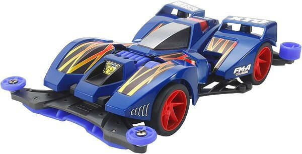 シャフトドライブ四輪駆動を採用した高性能レーサーのプラスチックモデル組み立てキットです。 ガンブラスターXTOプレミアムは、1997年に公開された映画『爆走兄弟レッツ＆ゴー！！WGP 暴走ミニ四駆大追跡！』に登場し、 実車化もされた「ガンブラスターXTO」のプレミアムバージョン。 前後のタイヤをフルカバーするカウル、ぐっと絞り込まれたコクピットサイド、風の流れを整えるアーチ型のリヤウイングなど、 力強い走りを感じさせるエッジが立ったフォルムが特徴。 ボディはブルーのABS樹脂製。 ブラックをベースに、イエローからレッドに変化するグラフィックを配したマーキングや ヘッドライトなどはメタリック調のステッカーで用意しました。【宅配便のみ】n20260819w