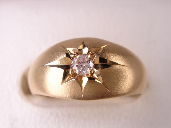Rakuten - 0.12ct K18 18金ダイヤ月形甲丸リング