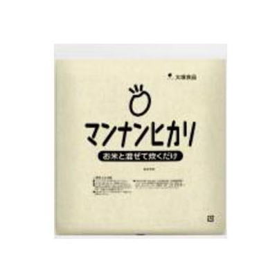 いつものごはんのカロリーを33％カット！！ さらに・・・食物繊維は驚きの11倍！！ でんぷん、食物繊維（ポリデキストロース、セルロース）、オリゴ糖、デキストリン、グルコマンナン、グルコン酸Ca、増粘剤（昆布類粘質物）、調味料（有機酸） ◎マンナンヒカリQ＆A Q1,我が家では翌朝に炊き上がるように夜に予約タイマーで炊飯してますが、マンナンヒカリを入れた場合、 このように時間が経過しても問題ありませんか？ A1,普段通り炊いていただいて大丈夫ですよ。安心してお召し上がりください Q2,幼児が食べても大丈夫? A2,普段食べてるごはんと同様に、ご家族すべての方にも安心して食べていただけます。 Q3,玄米と一緒に炊いても大丈夫？ A3,玄米と一緒にも炊けます。 おいしく炊く方法は、玄米は充分に（2時間以上）浸漬し、マンナンヒカリは炊く直前に加え、ふつうのごはんコースで炊飯してください。 また、お好みで水の量は調節してください。 Q4,マンナンヒカリを使用してごはんを炊いた際、茶碗一杯150gの炭水化物の量はどうなりますか？ A4,炭水化物の量は、ごはんだけの場合は55.7g、マンナンヒカリを使って炊いたとき、 33%カットの場合は42.3g、25%カットの場合は44.6gとなります。 Q5,アレルゲンが気になりますがマンナンヒカリは大丈夫？ A5,特定原材料7品目（卵・牛乳・小麦・落花生・そば・えび・かに）および特定原材料に準ずる18品目のアレルゲンは一切含まれていません。 安心してお召し上がりください。 Q6,ただ今妊娠中です。 妊婦に影響ありますか？母乳も気になります。 A6,マンナンヒカリは食品として提供してます。安心してお召し上がりください。 ご心配の方はかかりつけのお医者様、管理栄養士様にご相談ください。 Q7マンナンヒカリについてですが、 洗って使うと効果が減るのですか？ A7,洗うことによって栄養分やおいしさが損なわれることがございますので洗わずにお使いください。 ・広告文責（健康デパート・0120-007-773） ・メーカー：大塚食品式会社 ・日本製 ・商品区分：こんにゃくごはん