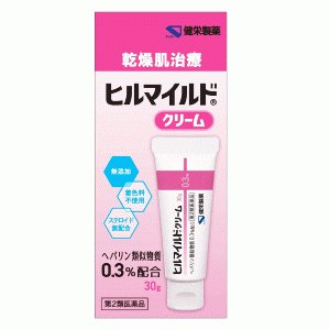 発売元、製造元、輸入元又は販売元【健栄製薬】【 商品説明 】「ヒルマイルドクリーム」は、しっとり潤うクリームタイプです。ヘパリン類似物質配合顔や手足の乾燥肌治療に●使いやすいワンタッチキャップ採用●ステロイド無配合●無着色【効能・効果】手指のあれ，ひじ・ひざ・かかと・くるぶしの角化症，手足のひび・あかぎれ，乾皮症，小児の乾燥性皮膚，しもやけ（ただれを除く），傷・火傷のあとの皮膚のしこり・つっぱり（顔面を除く），打ち身・捻挫後のはれ・筋肉痛・関節痛【用法・用量】1日1〜数回，適量を患部にすりこむか，又はガーゼ等にのばして貼ってください。【消費者相談窓口】健栄製薬（株）電話：（06）6231-5822使用期限:使用期限まで6カ月以上あるものをお送りします【 リスク区分:第2類医薬品 】必ず使用上の注意をご確認、ご理解いただいた上でご購入ください。使用上、ご不明な点がある場合は医師、薬剤師又は登録販売者に相談ください。【 注意事項 】■してはいけないこと（守らないと現在の症状が悪化したり，副作用が起こりやすくなります）1．次の人は使用しないでください　（1）出血性血液疾患（血友病，血小板減少症，紫斑病等）の人。　（2）わずかな出血でも重大な結果をきたすことが予想される人。（血液凝固抑制作用を有し出血を助長するおそれがあります。）2．次の部位には使用しないでください　目や目の周囲，粘膜（口腔，鼻腔，膣等）。■相談すること1．次の人は使用前に医師，薬剤師又は登録販売者に相談してください　（1）医師の治療を受けている人。　（2）薬などによりアレルギー症状を起こしたことがある人。　（3）湿潤やただれのひどい人。2．使用後，次の症状があらわれた場合は副作用の可能性があるので，直ちに使用を中止し，この外箱を持って医師，薬剤師又は登録販売者に相談してください［関係部位：症状］皮ふ：発疹・発赤，かゆみ，はれ，紫斑【 内容成分 】100g中：　ヘパリン類似物質 0.3g広告文責：株式会社バイタルネット　電話番号：022-343-7011