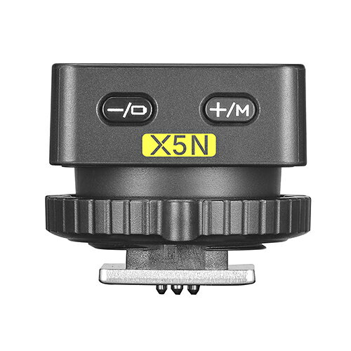 iT32 のためのホットシューを兼ねた TTL 対応ワイヤレストリガー（送信機) 「X5」は 、「iT32」 のためのホットシューを兼ねた、 TTL 対応ワイヤレストリガー （送信機) です。 キヤノン、ニコン、ソニー、富士フイルム、 OM パナソニックの各メーカーTTLに対応しており、1台の iT32 を複数メーカーのカメラで 使用可能です。 GODOXの2.4GHz ワイヤレス 「 X 」システムにより、 iT32 および X5 は通常のクリップオンフラッシュとしてはもちろん、マスターユニットとして複数の X システム内のGODOXフラッシュを同時にコントロール可能にします。 ワイヤレス通信範囲は最大80m（ iT32 と X5 を離して使用する場合は最大20m）。 X5の充電は iT32に接続された状態で行われます。充電中は、 iT32 のモニター画面に充電状態の情報が表示されます。 ラインナップは、キヤノン用、ニコン用、ソニー用、富士フイルム用、 OM/ パナソニック用の5種。 ※このページの商品は「X5」単体となります。 ← カメラフラッシュ「iT32」とのセット販売のキットもございます。 ※このページの商品は、「GODOX X5 N ワイヤレストリガー ニコン用（単体販売）」です。 カメラフラッシュ「iT32」とは 「iT32」は、ガイドナンバー 18 のコンパクトでパワフルなカメララッシュです。 GODOXの 2.4GHz ワイヤレス 「 X 」 システムの受信機能が搭載されており、 マグネットで着脱可能なモジュラー式 の ワイヤレストリガー「 X5 」シリーズとの組み合わせにより、オンカメラやオフカメラでも TTL フラッシュとしてお使いいただけます。 縦横に 角度調整 可能なフラッシュヘッド、内蔵されたリフレクター と ディフューザー、 利便性の高い USB C 充電、光量調節可能なモデリングランプ（フラッシュ発光時のオ ン・オフも可能） を搭載。また 1/128 までの調光範囲など、カメラフラッシュとしての基本性能も十分です。 【iT32 + X 5 (C/N/S/F/O) 仕様】 ワイヤレスシステム 2.4GHzワイヤレス受信 （GODOX 「 X 」ワイヤレスシステム送信機能内蔵のトリガーおよびフラッシュ） 対応TTL キヤノン(C) 、ニコン(N) 、ソニー(S) 、富士フイルム (F)、 OM パナソニック (O) フラッシュモード TTL / マニュアル マルチ ガイドナンバー GN18 (m/ISO100) 閃光時間 1/1000s～1/30000s 出力調整 1/128～1/1 マルチフラッシュ 最大100 回 /100Hz シンクロモード ハイスピードシンクロ（最大1/8000 秒）、先幕シンクロ、後幕シンクロ ※ソニーグローバルシャッターでは最大 1 /80000 秒 露出補正 ±3 (1/3ステップ） モデリングランプ 明るさ調整：0～100% 表示パネル タッチスクリーン 送信グループ M、A 、B 、C ※X5C の場合は A 、B 、 C 、 D 受信グループ A 、B 、 C 、 D ID 99(1～99）/ OFF チャンネル 32 (1～32) 受信範囲 最大80m (iT32とX5を離して使用する場合は最大 20m) リチウムバッテリー iT32 : 7.4V/900mAh X5 : 3.8V/100mAh 発光回数 約510 回（1 /1) シンクロコネクター 3.5mmシンクロコード サイズ / 重量 iT32 : 56×39×101mm / 169g X5 : 32×32×27mm / 23g 同梱品 iT32 : フラッシュ 本体、ディフューザー、マグネティックベース、 USB-Cチャージングケーブル、ストレージバッグ、オレンジフィルター（1/1 と 1/2 ) X5：本体のみ ※画像はすべてイメージです。他のマウントも使用しています。本体以外は付属しません。 ※キット以外の単体販売品には「iT32」「X5」のどちらかしか含まれませんのでご注意ください。 ※この製品は「お取り寄せ商品」となります。 ご注文から発送までに約2～3カ月お時間をいただく場合がございます。納期につきましてはお問合せください。
