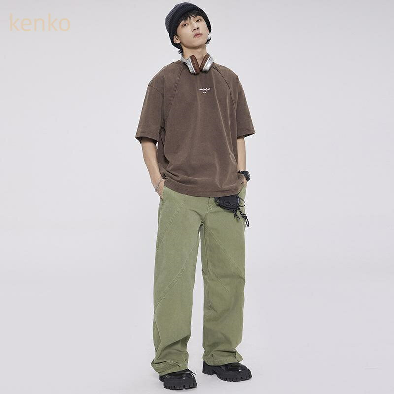 ・カテゴリ: カーゴリラックスパンツ・スタイル: 青春カジュアル・対象: ティーンズ、若者・パンツシルエット: ストレート・パンツ丈: フルレングス・ウエスト: ミッドライズ・フロント: ジップフライ・厚さ: 普通・主な素材: 綿100%・...