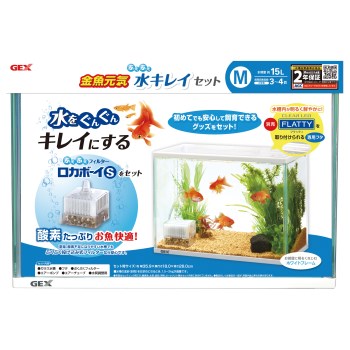 金魚ものびのび泳げるMサイズのガラス製金魚セット！水をぐんぐんキレイにする ぶくぶくフィルター「ロカボーイS」をセット。酸素たっぷりお魚快適!夏場、酸素不足になりやすい水槽でもぶくぶく投げ込み式フィルターなら安心です。初めてでも安心して飼育できるグッズをセット。別売のクリアLEDフラッティを取り付けられる専用フタ(アクアカバースリム360)をセット。お部屋に明るくなじむホワイトフレーム。【材質】水槽：ガラス、PSフタ：PSエアーポンプ：ABSフィルター：PSエアーチューブ：PVC【本体サイズ】約幅35.9×奥行18.0×高さ26.0cmガラス厚：2mm【水容量】約15L【対応商品】ロカボーイS交換用ろ過材【セット内容】ガラス水槽、ぶくぶくフィルター、フタ、エアーポンプ、エアーチューブ、水質調整剤【使用方法】・観賞魚の飼育にお使いください。・セット方法については、取扱説明書をご確認ください。・外掛け式フィルター等をセットする際は、フタ背面部の切り欠き部を、ニッパー等でケガをしないように切り離してご使用ください。【原産国または製造地】インドネシア【諸注意】・生体の種類や組み合わせによって、飼育方法や飼育できる匹数、セット内容以外に必要な飼育器具が異なります。くわしくは、生体をお求めになられた専門店などにご相談ください。・保温器具をご購入の場合は、適正水容量に合ったヒーターをお選びください。・セット内容には保証書が添付されている場合があります。保証書と一緒に、販売店でのご購入時に発行されるレシートや領収書を大事に保管してくださ***************お取り寄せ商品のため、入荷後の発送となります。●ご注文日時により2〜7日後の発送となります。●メーカー欠品の場合は別途メールにてご連絡させていただく場合がございます。***************