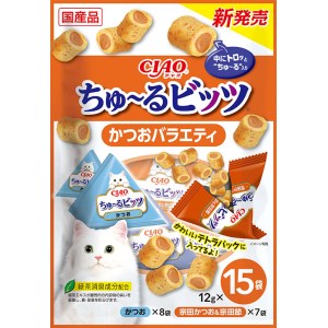 ・外はふっくら、中にトロッとちゅ～るが入っているため、2つの食感が楽しめます。・与えやすく食べやすいビッツタイプのおやつ。・保存料不使用。・緑茶消臭成分配合で、腸管内の内容物の臭いを吸着し、糞尿臭を和らげます。・出しやすく、見た目も可愛いテトラパック。・2種類の味が楽しめるバラエティパック。【原材料】[かつお]鶏肉(ささみ)、かつお、かつお節、鶏脂、糖類(オリゴ糖等)、かつお節エキス、寒天、卵白粉末、酵母エキス、植物性油脂、増粘安定剤(増粘多糖類、加工でん粉)、ミネラル類(Na、P、Cl)、調味料(アミノ酸)、ビタミンE、紅麹色素、緑茶エキス[宗田かつお＆宗田節]鶏肉(ささみ)、宗田かつお、宗田節、鶏脂、糖類(オリゴ糖等)、かつお節エキス、卵白粉末、寒天、酵母エキス、植物性油脂、増粘安定剤(増粘多糖類、加工でん粉)、ミネラル類(Na、P、Cl)、調味料(アミノ酸)、紅麹色素、緑茶エキス【保証成分】たんぱく質21.0％以上、脂質4.2％以上、粗繊維0.1％以下、灰分2.0％以下、水分72.5％以下【エネルギー】約20kcal/袋【給与方法】1日3袋を目安におやつとしてお与えください。【賞味期限】24ヶ月【原産国または製造地】日本【諸注意】・お使い残りが出た場合は、他の容器に移し替えて冷蔵庫に入れて早めにお与えください。・鶏ささみ由来の成分が黒く変色することがありますが、品質には問題ありませんのでご安心ください。***************お取り寄せ商品のため、入荷後の発送となります。●ご注文日時により2～7日後の発送となります。●メーカー欠品の場合は別途メールにてご連絡させていただく場合がございます。***************