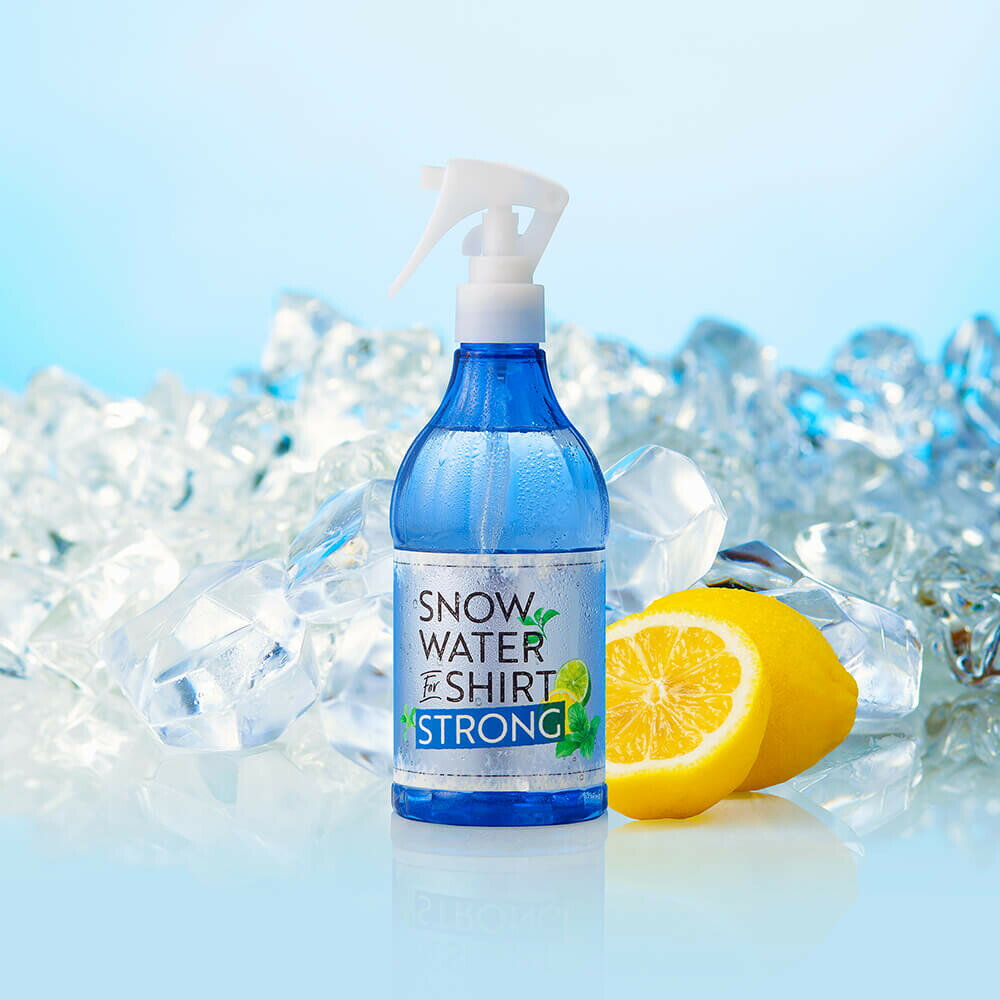 【強力極冷】スノーウォーター For シャツ 350ml ストロングA アイスシトラス 衣類用 冷感スプレー 日本製 柑橘の香り 消臭 除菌 メントール 高配合 涼しい 暑さ対策 クールミスト 加齢臭 汗臭 運動 スポーツ 通勤 通学 デイリーアロマジャパン ギフト プチギフト
