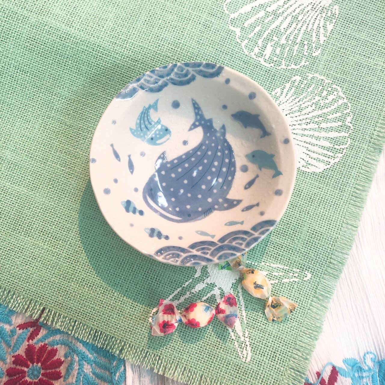 ＊食器＊ジンベイザメの取り皿のサムネイル
