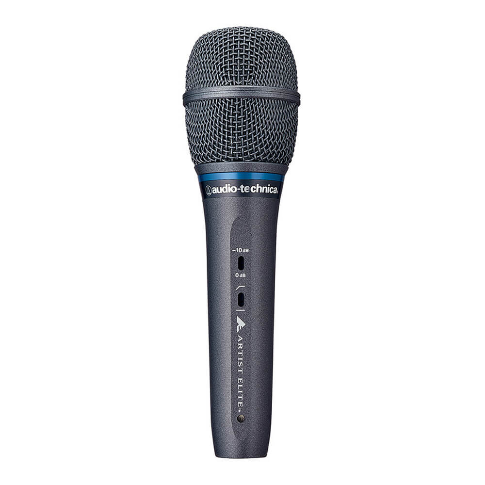 トピックスショッピングクレジット分割48回払いまで金利手数料0%！期間限定 〜2026年2月28日まで30,000円（税込）以上のお買い物が対象となります。本キャンペーンはクレジットカードでのお支払いは対象外となります。詳しくはお問い合わせください。アイテム説明■ハウリングにも強いボーカル用ハンド型コンデンサーマイク。全世界で大ヒットしたスタジオコンデンサーマイクロホンAT4033aと同等のユニットを搭載。フラットな周波数特性と優れた応答性能を持ち、滑らかで自然な音響特性を実現。微妙なボーカルの表現を実現します。また、細部のパーツにまで特殊コーティングを施すなど、湿度対策も万全です。■マイクロホン正面の音を捉える単一指向性。マイクロホン正面の感度を高め、背面からの音を排除する単一指向特性。ハウリングの原因となる回り込みを抑制し、コンデンサーマイクロホンの高音質と、高いハウリング耐性を両立させています。■ポップノイズを抑える3層構造のヘッドケース。硬化スチール製アウターグリル、ファインスチール製メッシュ、オープンセルフォームの3層構造ヘッドケースを採用。高域特性を劣化させることなく、耳障りなポップノイズや気になる子音をシャットアウトします。■優れたアンチショックテクノロジー。定評あるアンチ・ショック技術でハンドリングノイズの発生を抑え、圧倒的なピュアサウンドを実現しています。■過酷なツアーに耐えうる頑丈設計。丈夫なダイキャストボディを採用。乱暴に扱われることの多いツアーにも耐える設計です。■ローカットスイッチ、パッドスイッチ搭載。暗騒音をカットするローカットスイッチと、感度を調節する為の10dBパッドスイッチを搭載しています。■「Quiet Flex」製のマイクホルダー付属。柔軟性が高いラバー素材「Quiet Flex」製のマイクホルダーを付属しています。スペック■型式 : バックエレクトレットコンデンサー型■指向特性 : 単一指向性■周波数特性 : 30〜18,000Hz■感度(0dB＝1V/1Pa 1kHz) : −42dB■最大入力音衣レベル(1kHz at 1%T.H.D.) : 147dB■SN比(1KHz at 1Pa) : 75dB■ノイズ : 19dBSPL■ダイナミックレンジ(1kHz at Max SPL) : 128dB■出力インピーダンス : 150Ω■電源 : 11〜52VDC■消費電流 : 3mA■ローカット : 80Hz,12dB/oct■入力ATT : 10dB■質量 : 300g■付属品 : マイククランパー AT8470、ポーチ、変換ネジ(3/8-5/8)納期について売却時は迅速に商品情報の削除を心掛けておりますが、ショッピングページの更新までにタイムラグが生じ、ご注文のタイミングによっては商品のご用意ができない場合がございます。あらかじめご了承くださいますようお願い申し上げます。あす楽対象商品以外、納期のご確認はご注文前に「商品についての問合わせ」よりお問い合わせください。