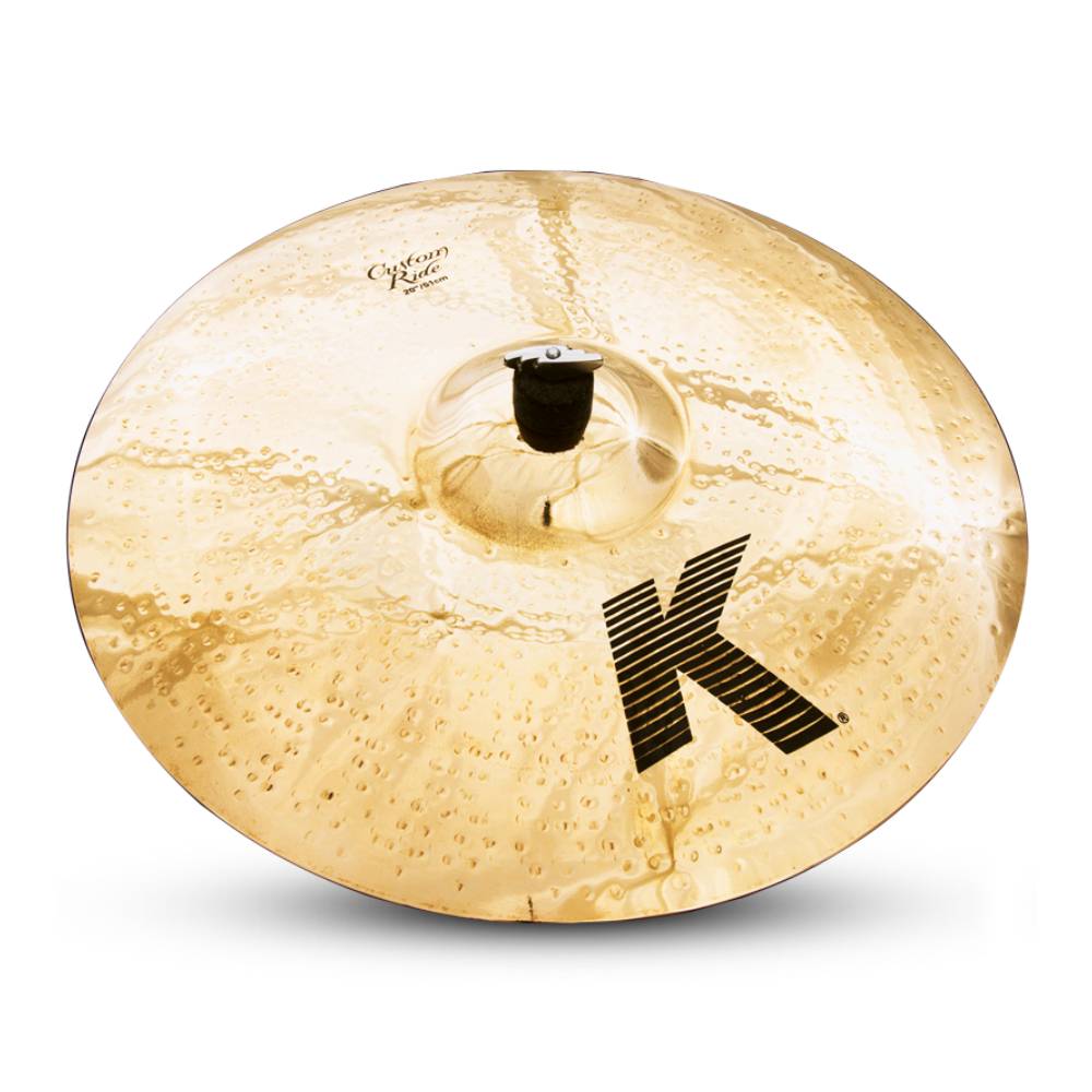 トピックスショッピングクレジット分割48回払いまで金利手数料0%！期間限定 2026年2月28日まで30,000円（税込）以上のお買い物が対象となります。本キャンペーンはクレジットカードでのお支払いは対象外となります。詳しくはお問い合わせください。アイテム説明Dark Warm + Expressive　豊かな響きと表現力19世紀のトルコでの誕生以来、世界中でドラマーの創造性をかきたせ続けるシリーズ。入念なハンマリングとレイジング加工が幅広い音域でのハイとローの響きをブレンドする。優しくも、激しくも、その響きはアーティストの意のままに。明るくクリアな粒立ちとドライな倍音を持つ。レイジング・ハンマー加工の無いカップ音はパワフル。[スペック]サイズ:20" 51cmウエイト:Medium Heavy （音溝加工なし、 ブリリアント仕上げのみ）SC:NKZL20CUSTOM納期について売却時は迅速に商品情報の削除を心掛けておりますが、ショッピングページの更新までにタイムラグが生じ、ご注文のタイミングによっては商品のご用意ができない場合がございます。あらかじめご了承くださいますようお願い申し上げます。最強配送対象商品以外、納期のご確認はご注文前に「商品についての問合わせ」よりお問い合わせください。