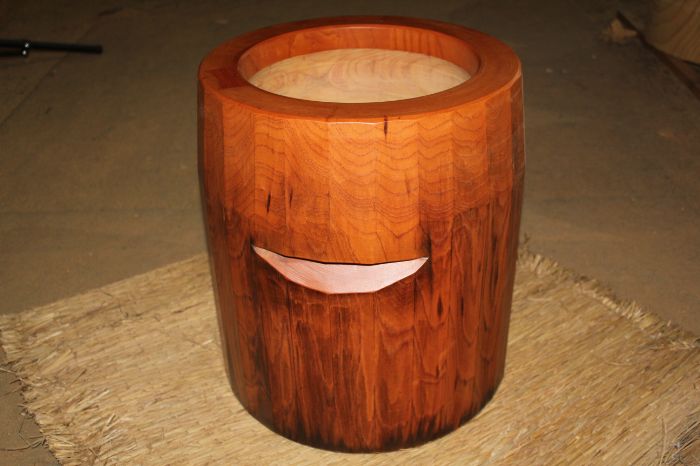 訳あり臼・・・欅(ケヤキ)餅つき臼(うす) 尺3・・・1.5升用 25b130-08(臼・餅つき臼・臼 餅つき・もちつき臼) (杵別売) ( 餅つき臼と杵専門店...