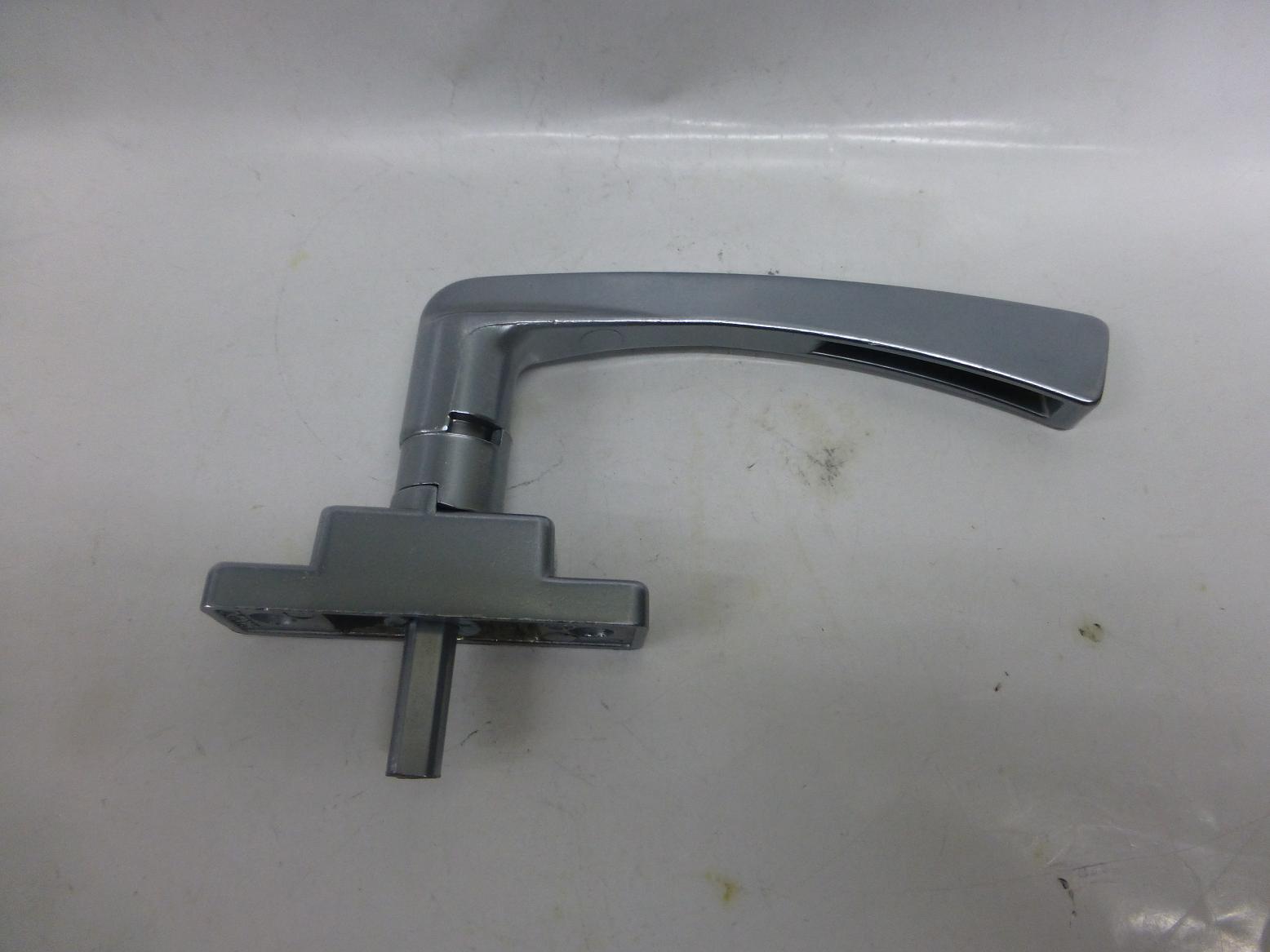 L＝30mm　足の長さに注意してください