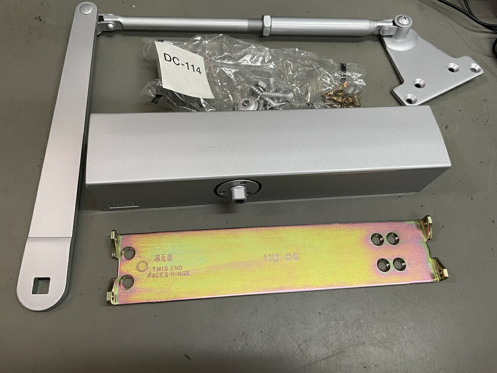 ドアクローザー　MIWA M6003P