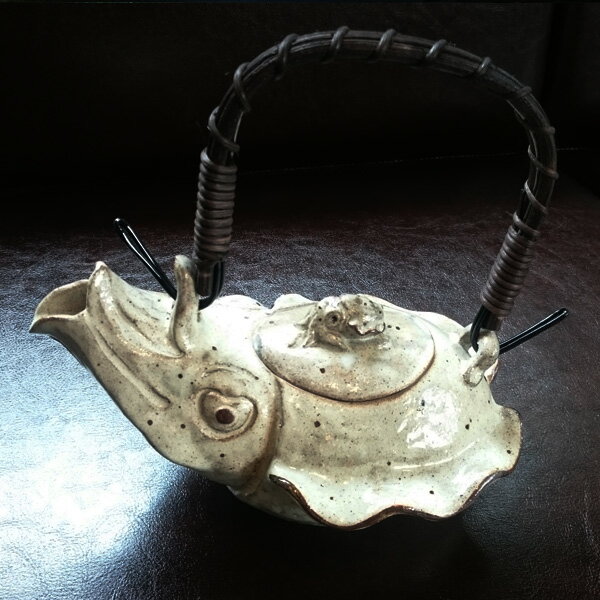 小杉窯作 イカ銚子(酒器) 唐津焼 【誕生日プレゼント、父の日、還暦祝い 釣り】